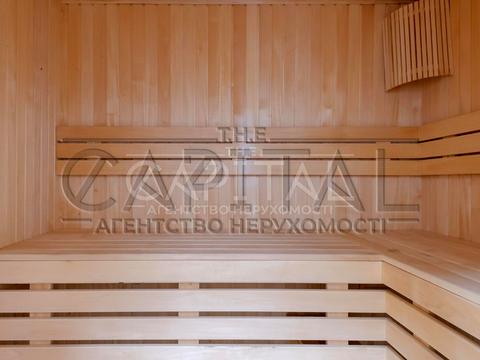будинок за адресою Набережна вул.