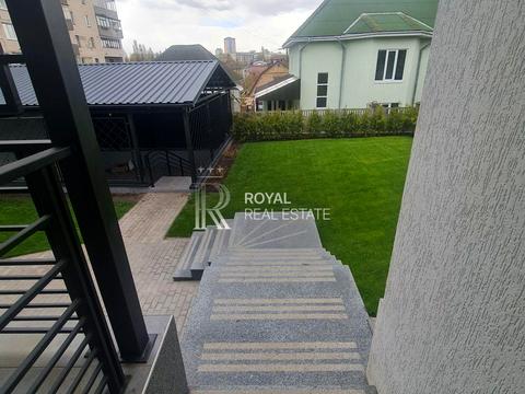 дом по адресу вул. Вітряні Гори