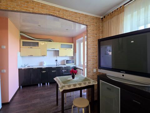 квартира за адресою Тополина вул., 18