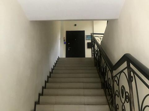 комерційна за адресою Хорива вул., 1а 