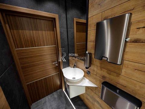 комерційна за адресою Кловський узвіз, 7a