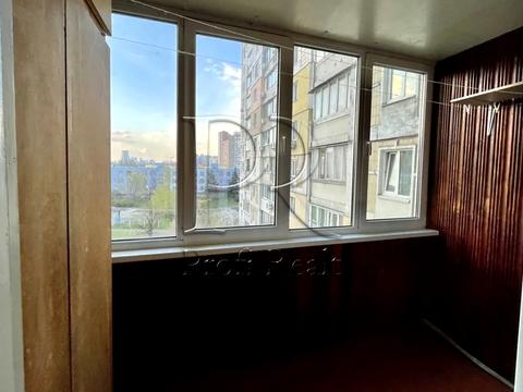 квартира за адресою Анни Ахматової вул., 6