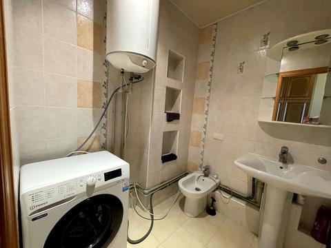 квартира за адресою Рональда Рейгана вул., 42