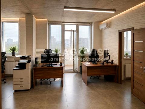 комерційна за адресою Бориса Гмирі вул., 8-Б
