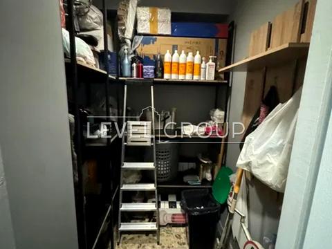 комерційна за адресою Миколи Ушакова вул., 8