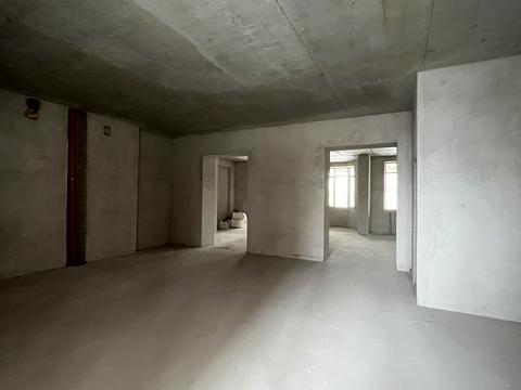 комерційна за адресою Боголюбова вул., 38