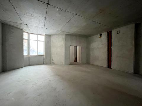 комерційна за адресою Боголюбова вул., 38
