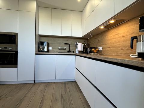 квартира за адресою Корольова, 30