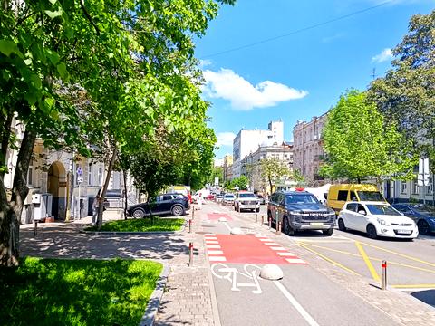 комерційна за адресою Івана Франка вул., 36