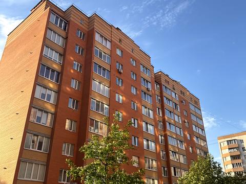 квартира за адресою Луцьк, Героїв-Добровольців вул., 1