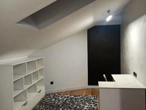 квартира за адресою Лозовецька вул., 8