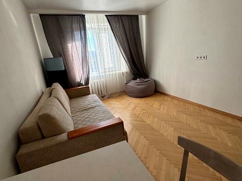 квартира за адресою Вагонна вул., 7