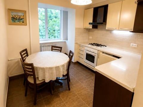 квартира за адресою Зодчих вул., 34