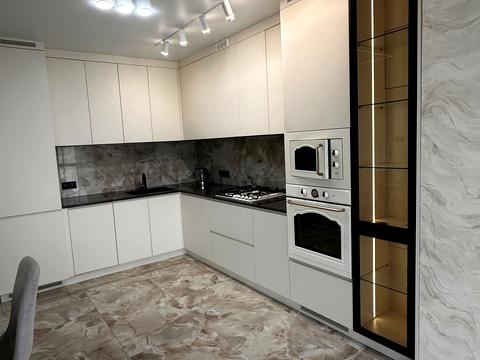квартира по адресу Степана Бандеры ул., 77-Б