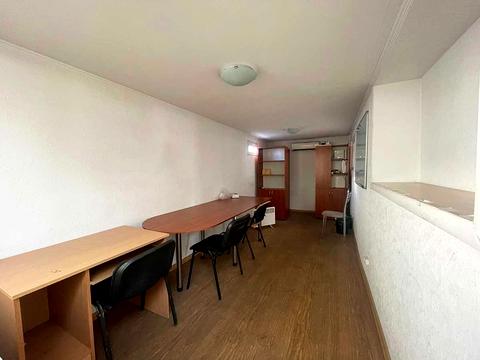 коммерческая по адресу Броварская ул., 1