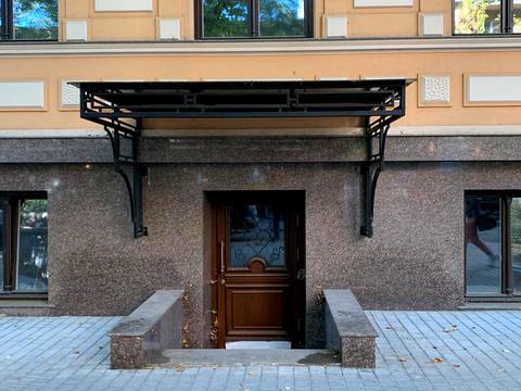 комерційна за адресою Одеса, Садова вул., 18