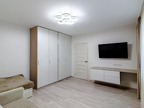 квартира за адресою Сергія Данченка вул., 32