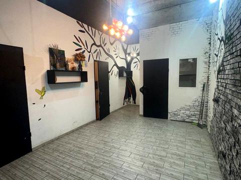 комерційна за адресою Сагайдачного вул., 15