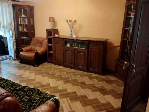 квартира за адресою Зодчих вул., 18