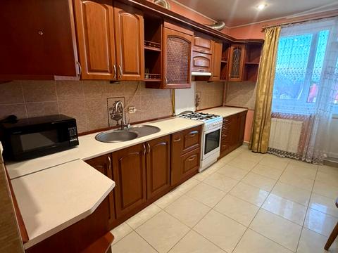 квартира за адресою Володимира Івасюка вул., 6