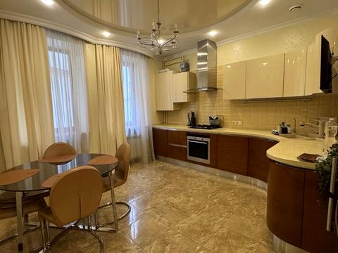 квартира за адресою Святослава Караванського вул. (Жуковського), 10