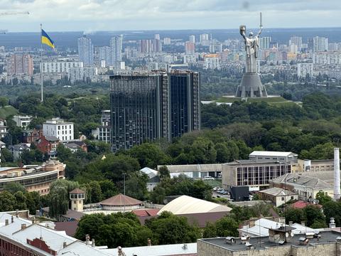 квартира за адресою Євгена Коновальця вул. (Щорса), 44-А