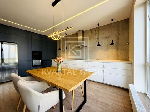 квартира за адресою Університетська вул., 1л