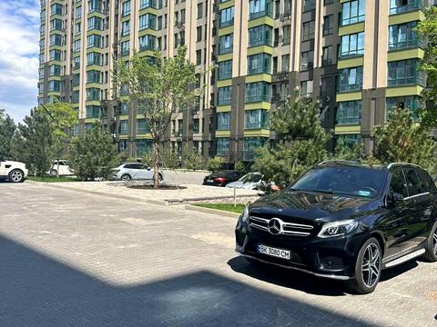 квартира по адресу Героев Небесной Сотни просп., (Будинок 14/2)