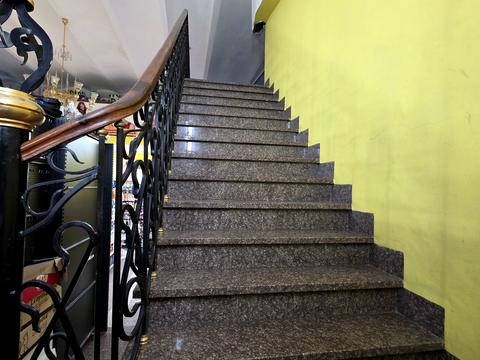 комерційна за адресою Лесі Українки вул., 32