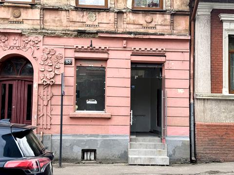 коммерческая по адресу Антоновича ул. (Сталинградской битвы), 83