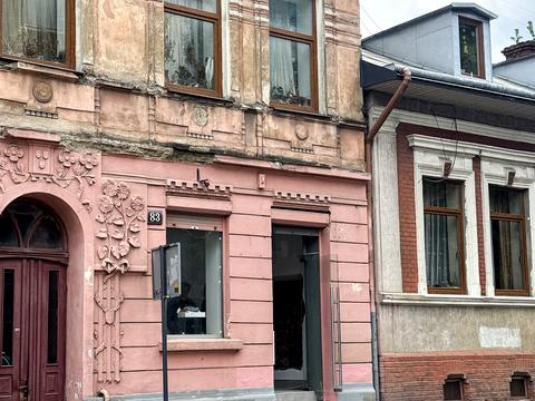 коммерческая по адресу Антоновича ул. (Сталинградской битвы), 83