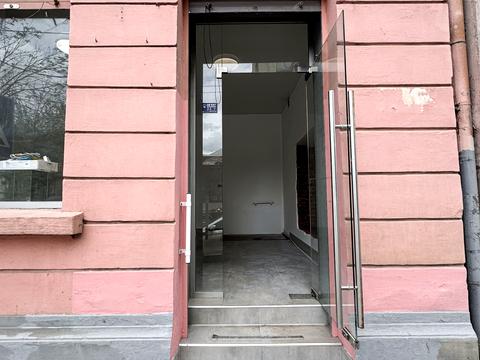коммерческая по адресу Антоновича ул. (Сталинградской битвы), 83