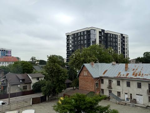 квартира за адресою Владики Софрона Мудрого вул., 14