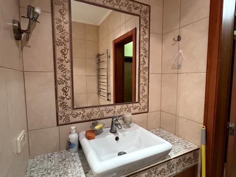 квартира за адресою Анни Ахматової вул., 46