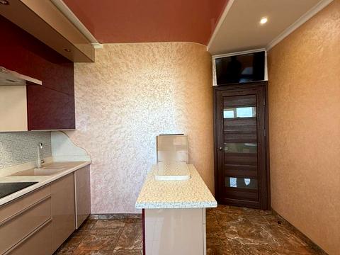 квартира за адресою Володимира Івасюка вул., 10