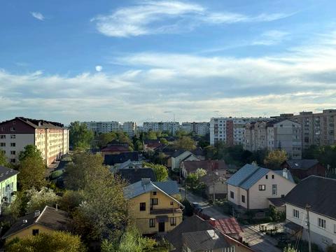 квартира за адресою Володимира Івасюка вул., 10