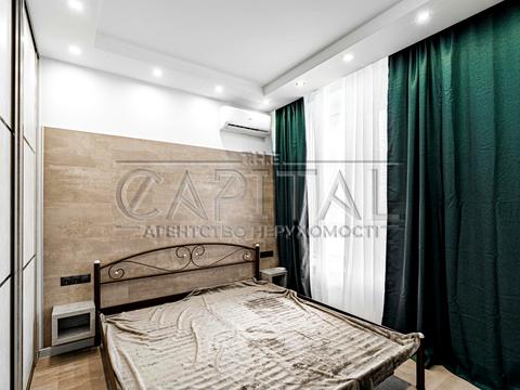 квартира за адресою Київ, Зарічна вул., 4к1