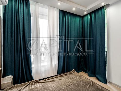 квартира за адресою Київ, Зарічна вул., 4к1