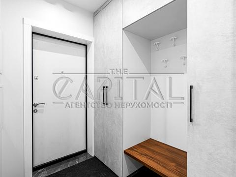 квартира за адресою Київ, Зарічна вул., 4к1