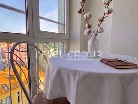 квартира за адресою Регенераторна вул., 4 к3
