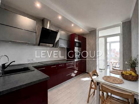 квартира за адресою Регенераторна вул., 4 к3