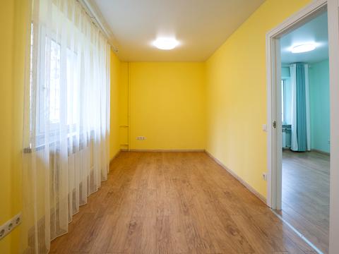 квартира за адресою Михайла Стельмаха вул., 12