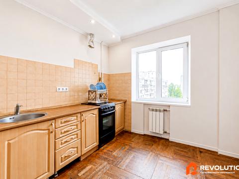квартира за адресою Зої Гайдай вул., 7