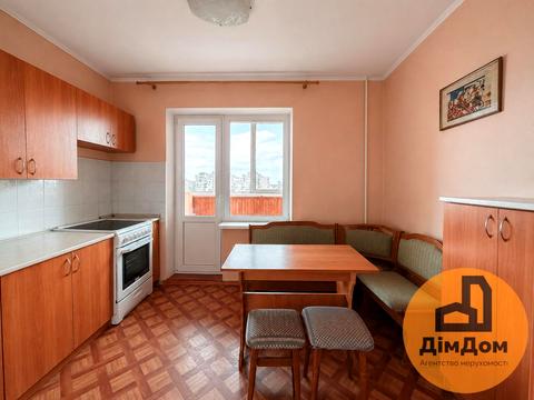 квартира за адресою Ревуцького вул., 17