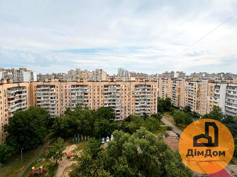 квартира за адресою Ревуцького вул., 17
