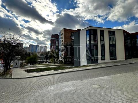 коммерческая по адресу Фрометовская ул., 2 к18-Б