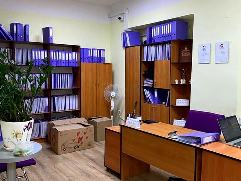 комерційна за адресою Академіка Андрія Сахарова вул., 42
