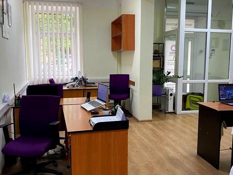 комерційна за адресою Академіка Андрія Сахарова вул., 42