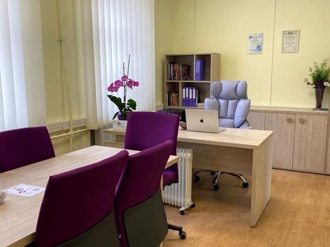 комерційна за адресою Академіка Андрія Сахарова вул., 42