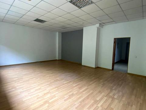 комерційна за адресою Академіка Андрія Сахарова вул., 42